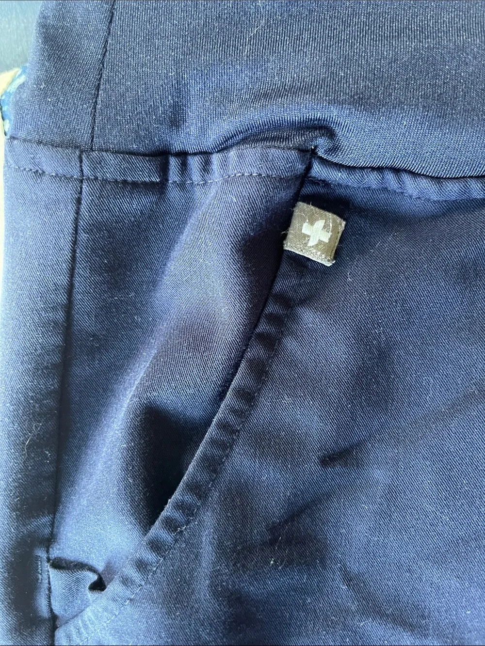 Figs Men's Navy Drawstring Joggers with Side Pocket